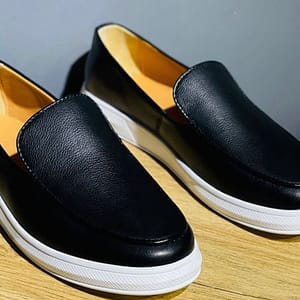 Black Leather Canvas Shoe (by McDumbi)
