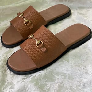 Flat Designers Slippers Pams (by McDumbi)