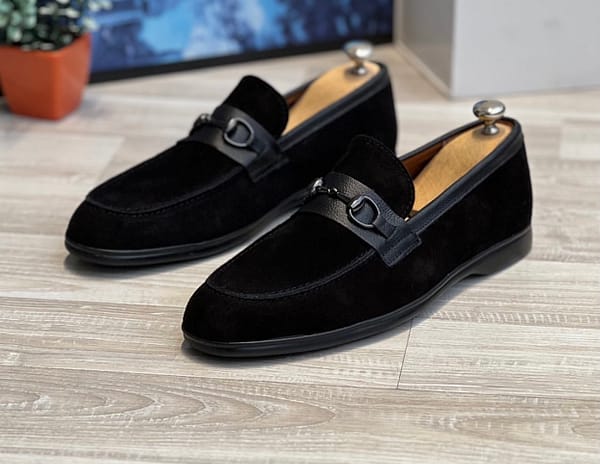 Corporate Suede Heel Shoe (by McDumbi)
