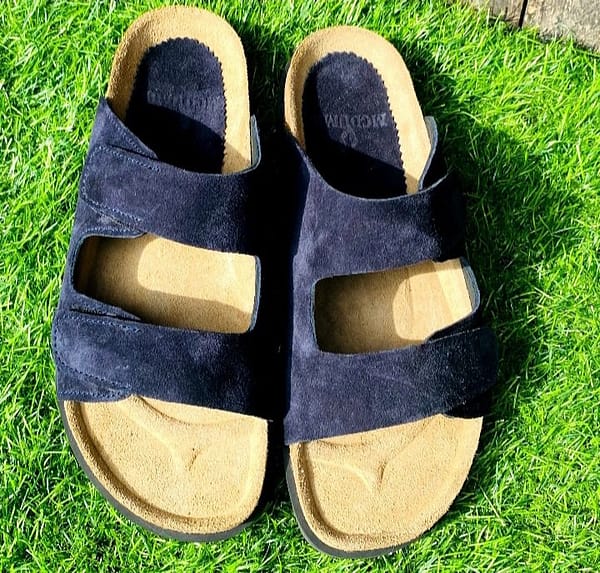 Black Fashionista Betula Suede Pams