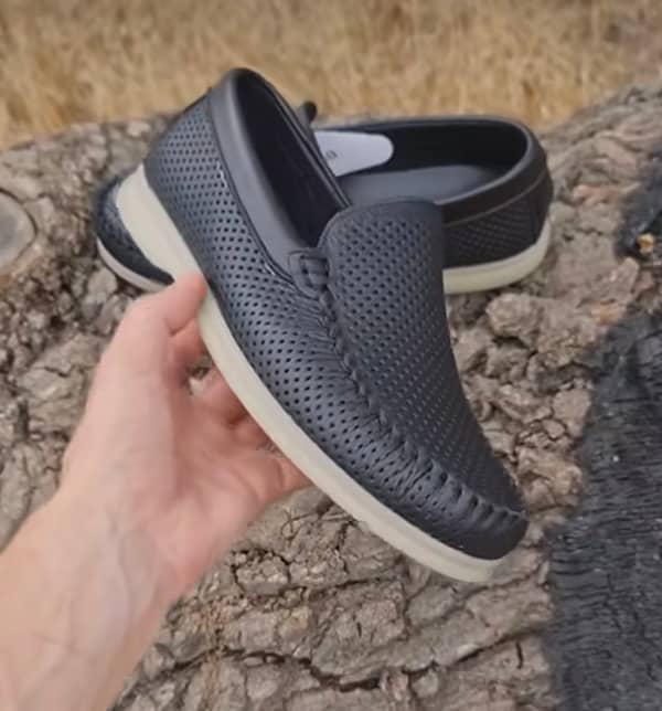 Comfy Stylish Flat Shoe (by McDumbi)