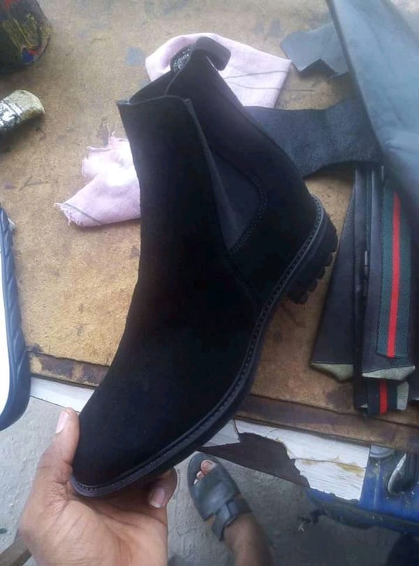 Chelsea Black Boots (Felvis Footwears)